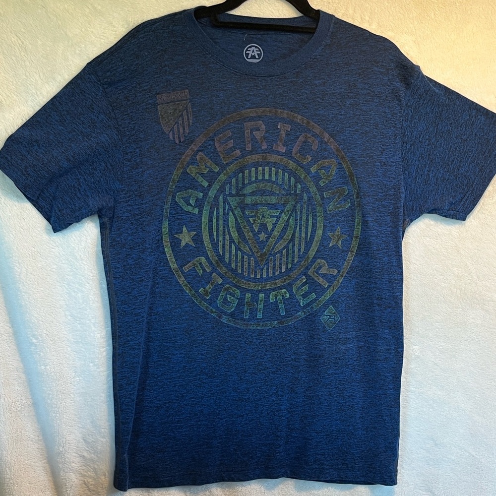 American Fighter Navy Graphic Tee men's large